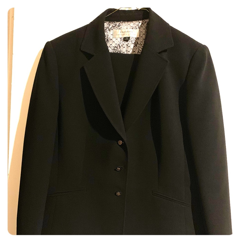 Tahari Black Pant Suit
